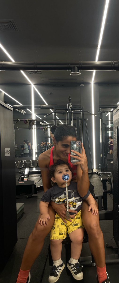 Amitafmoghaddam's tweet photo. مورد علاقه ترین دمبلم :)♥️بچه دوصتم👶🏻 https://t.co/k7bs2WblRC
