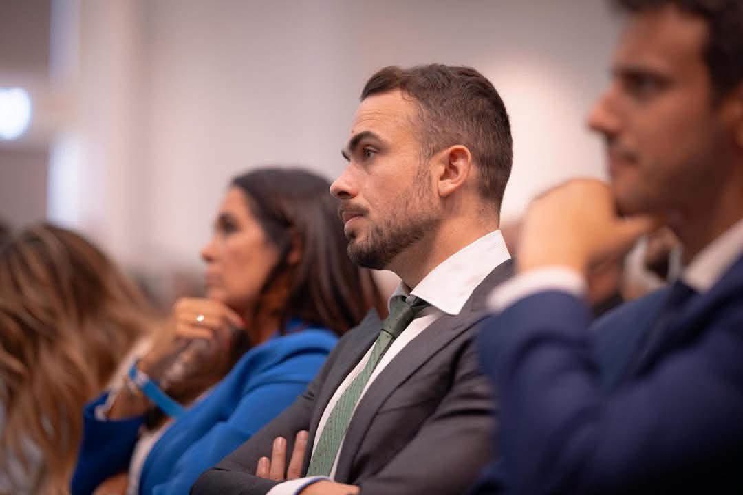 JPGarraud's tweet photo. Ce week-end, je suis au Touquet aux côtés de @J_Bardella, président du groupe @PatriotesEurope, et de @MLP_officiel, présidente du groupe RN et de l'ensemble de nos députés nationaux et européens, pour notre rentrée interparlementaire.
Budget européen et budget national, les enjeux de intelligence artificielle sont notamment au programme. Des échanges indispensables pour coordonner notre action, affirmer nos priorités et préparer les combats qui nous attendent.
À Bruxelles, à Strasbourg comme à l’Assemblée nationale, nous avançons avec une même détermination et un même objectif : défendre la France, protéger les Français 🇫🇷