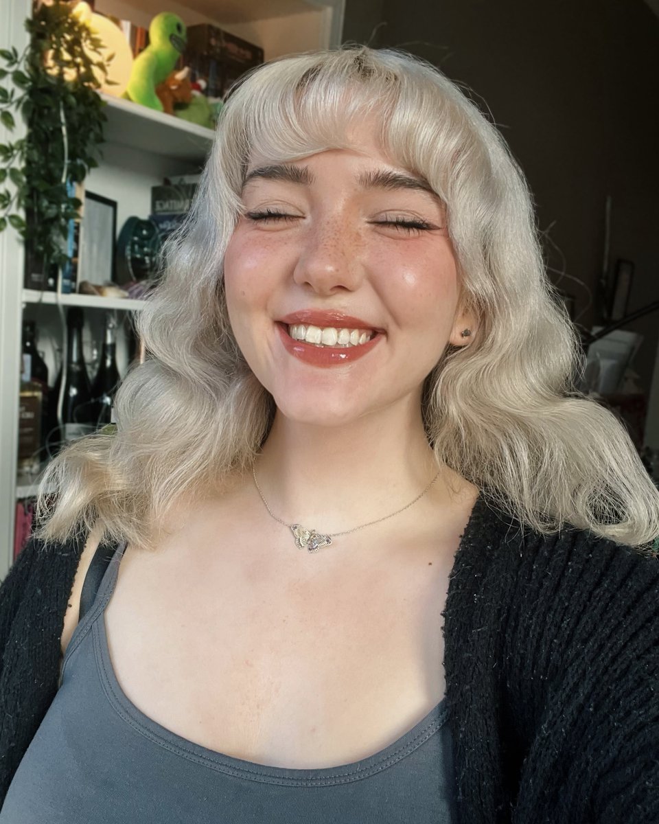 kvwviiju's tweet photo. bimbo stoicism is out CHEEEEEEEEESE is in https://t.co/D7OO9id5gv