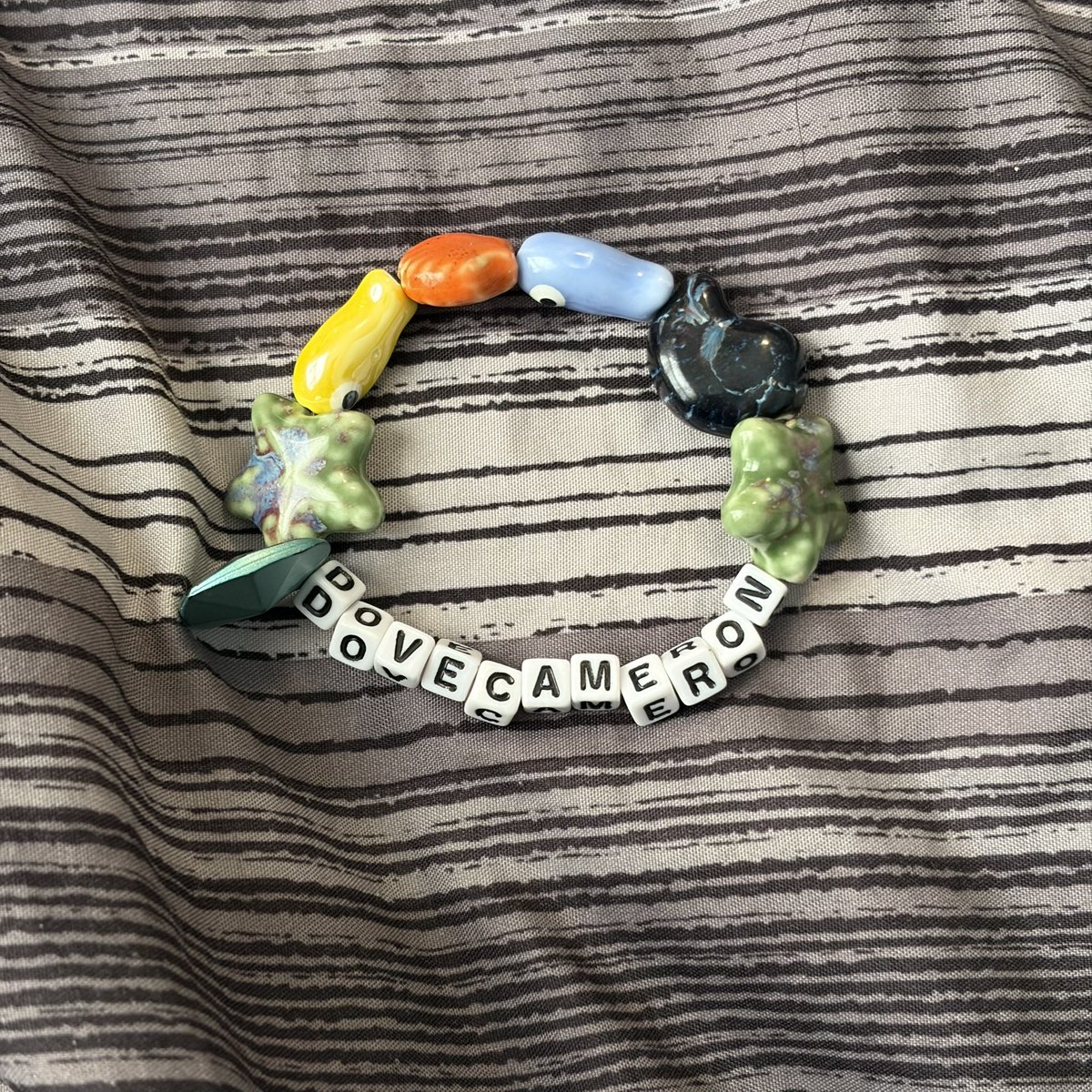 zynakan's tweet photo. @DoveCameron I made this bracelet while I was in the hospital. 🥺 I hope you don’t mind. 🥰 https://t.co/WFbE78jpyc