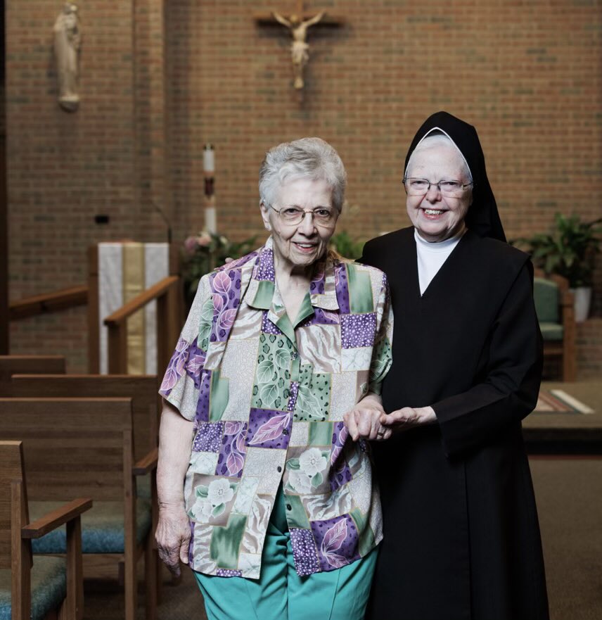 mimimeene's tweet photo. 9/11/26-Judge Orders Illinois to NOT Force Catholic Nuns to Assist Suicides.
This ORDER means they can continue caring for patients according to their faith WITHOUT being FORCED to assist with suicides or PUNISHED for speaking a life-affirming message against suicide. https://t.co/4pGznOSWWM