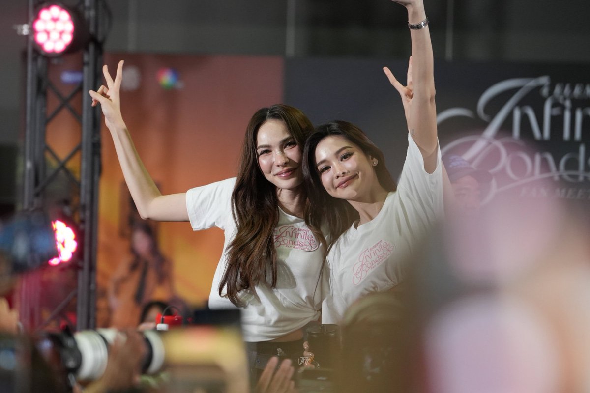 Ratthikan77's tweet photo. ที่ยังอยู่จะ5ปี เพราะมิตรภาพของ2แสบ ที่ซัพพอร์ตกันและกัน มันโดนใจที่สุดแล้ว

#อิงล็อต #englot https://t.co/A8klZA3A7z