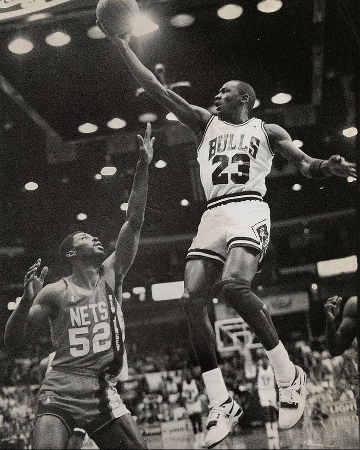 Jesus8233's tweet photo. Jordan,s shoes ? https://t.co/fZUKeyCAzc