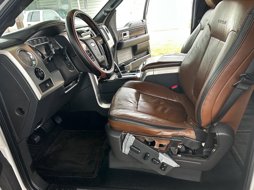 AlaneSchei0h's tweet photo. No time to clean your vehicle? We come to you. Skip the drive and the wait while we give your car the care it deserves. Book your appointment today. Call or text (817) 487-7079 https://t.co/9mzDOkPdxC
