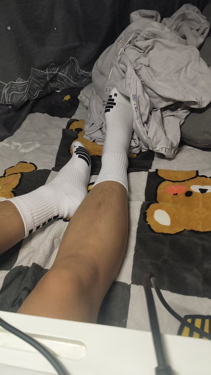 CC3MM88's tweet photo. 男大白袜，相当1的早泄0.5，可以找我玩呀
#白袜 #gay #0 #1 #0.5 #top #side #男大 https://t.co/LTox3ZO1ep