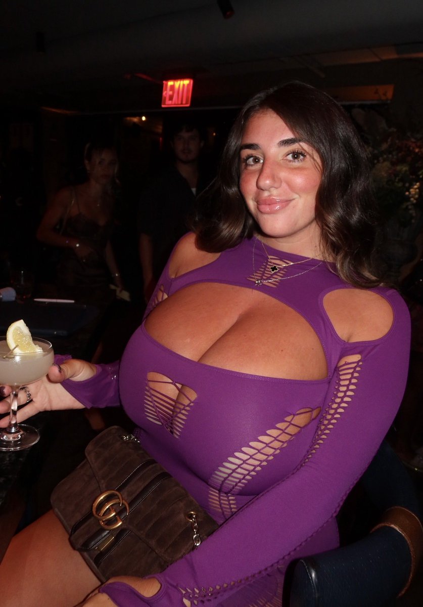 itsjackkkkb's tweet photo. Purppppp https://t.co/TrwxIV4ZLW