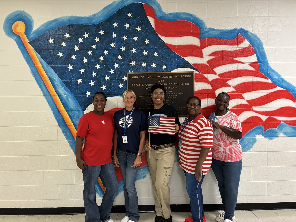 LMESTigerNation's tweet photo. Patriot Day LMES 2026 #Red #White #Blue and Cafeteria TEAM LMES Patriots Day!@Aritmetica_Lady @FCPSParentEngmt @FCPSchoolsTN @JILC2019 @FayetteUp https://t.co/ubeWsACxzR