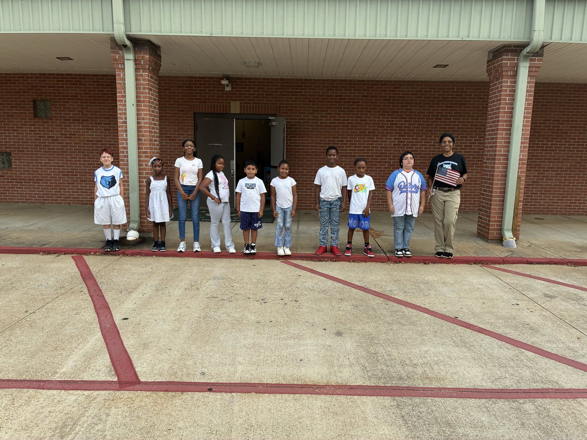 LMESTigerNation's tweet photo. Patriot Day LMES 2026 #Red #White #Blue and Cafeteria TEAM LMES Patriots Day!@Aritmetica_Lady @FCPSParentEngmt @FCPSchoolsTN @JILC2019 @FayetteUp https://t.co/ubeWsACxzR