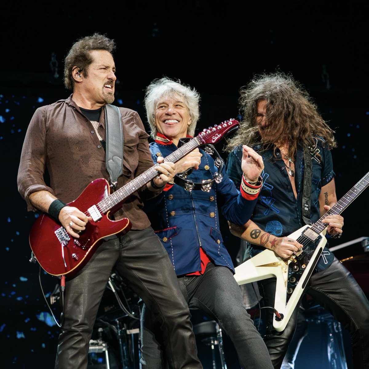 BonJovi's tweet photo. And just like that… three legendary nights at @wembleystadium. Wembley came alive every night, and London, you gave us memories we’ll never forget. 🇬🇧❤️

📷: @davidbergman | Cherie Hansson https://t.co/y3WpTNnGL6