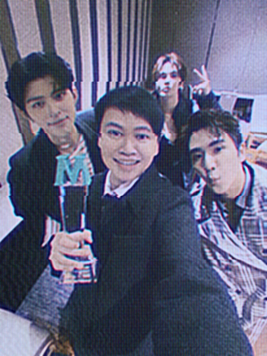 KhinSantaPpe's tweet photo. Congratulations 

PERTHSANTA AT MCHOICE

#MchoiceMintAwards2026 https://t.co/yHP34HVzB6