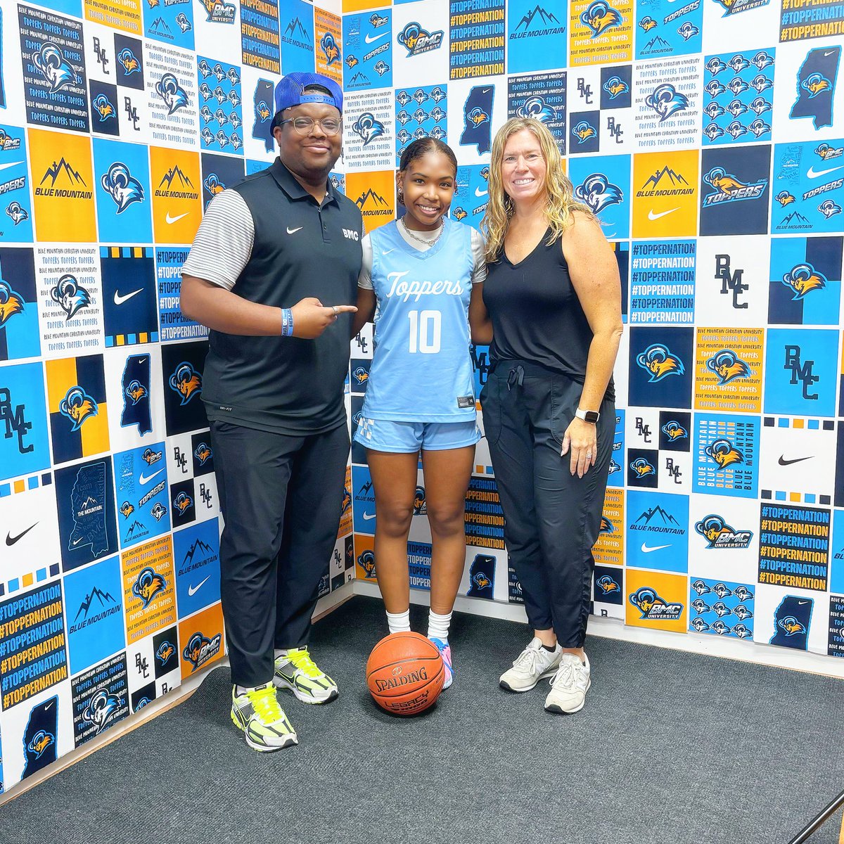 731hannah's tweet photo. Thankful for a great visit with Coach Rice and Coach McCray and blessed to receive an offer from Blue Mountain Christian University! 💙🏀 #PTW #JCS #TNHoyas #BMCU https://t.co/vezSMbrprx