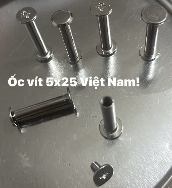 danny_hung2006's tweet photo. Ốc vít m4x25  , 5x25 , phi 5 https://t.co/NiHqsbD6rm