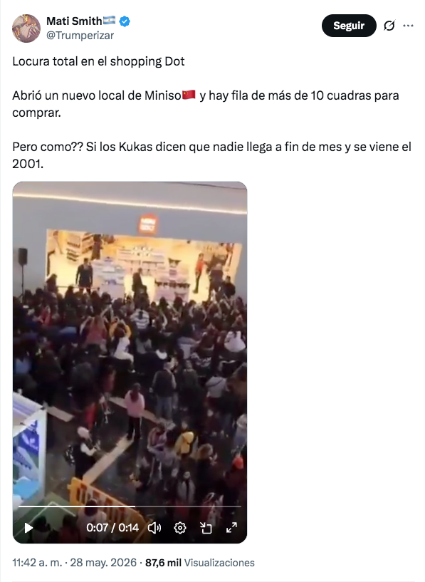 rusosnith's tweet photo. @JMilei Esa foto es de la inauguración, en mayo. Dejen de hacerle tuitear cualquier verga al presidente por el amor de dios https://t.co/r9ZEH68vyi