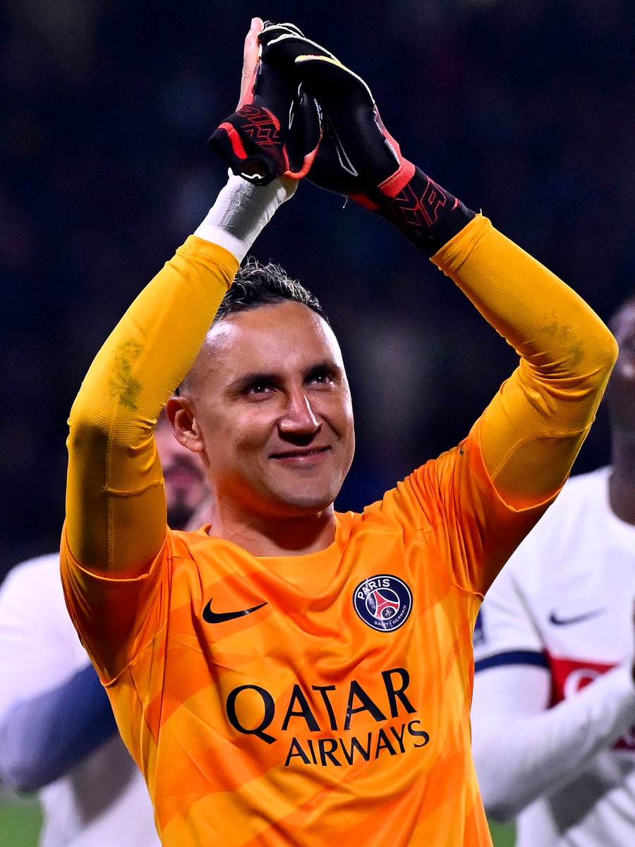 PSG_espanol's tweet photo. 🎂 ¡Felices 72 años, @PumasMX! 🐾

¡Goya! ¡Goya! https://t.co/85LZwsj8g5