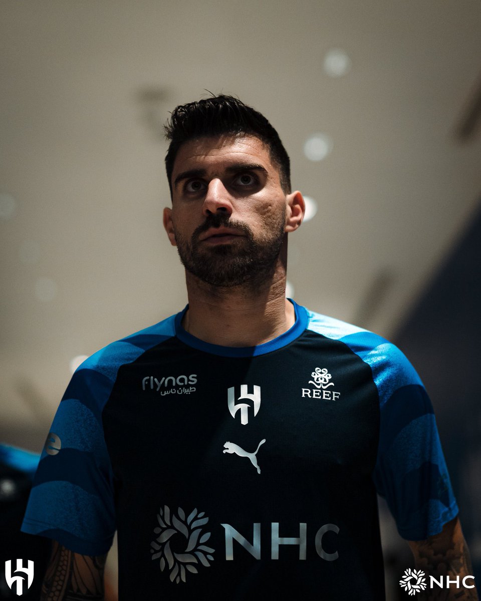 SultanALSubai19's tweet photo. الحمد الله ..💙💙

الف مبروووك ي زعمااااء 😍

هلال يسر الناظرين ❤️ https://t.co/bTa3OWEsBl