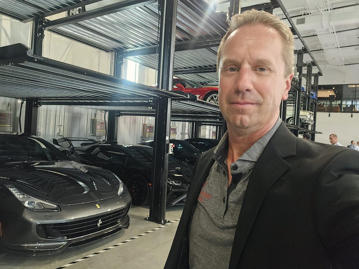 transworldcinci's tweet photo. Thank you to Mike Blogna and RF Cincinnati for hosting a great networking event this past Tuesday! It was a fantastic evening with great people, meaningful connections, and an excellent location! 🚗 https://t.co/2TQmhbVLcf