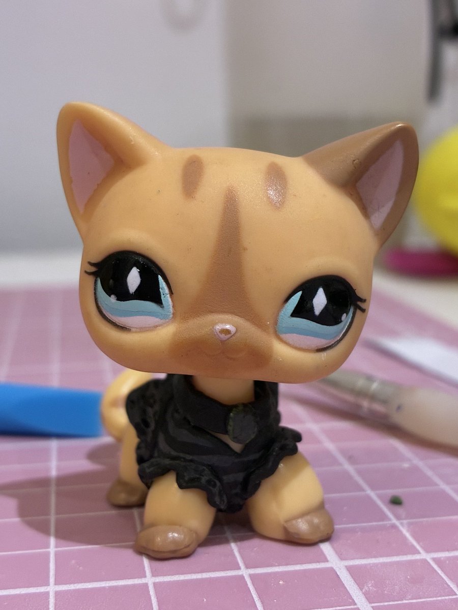 sylvieonzz's tweet photo. you really can just make anything huh 
(need recommendations on what color to make the collar gem she is unfinished) https://t.co/7r9sMIzQWC