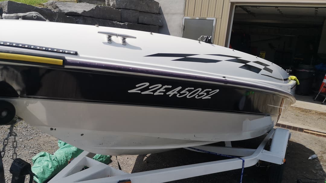 ArnoldKitthtib's tweet photo. Mobile boat detailing is available. This boat received a complete interior clean, exterior correction, and ceramic sealant. The second photo shows the half-and-half result. https://t.co/H69nm8gWMP