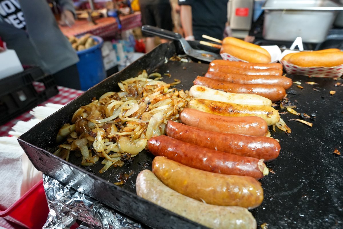 FOktoberfest's tweet photo. Cheat day secured 😋🔒🌭🍟

Special shoutout to @zieglers_haus for always coming through with the best bites 🫶

See you next weekend!! https://t.co/t8tio2AxGg