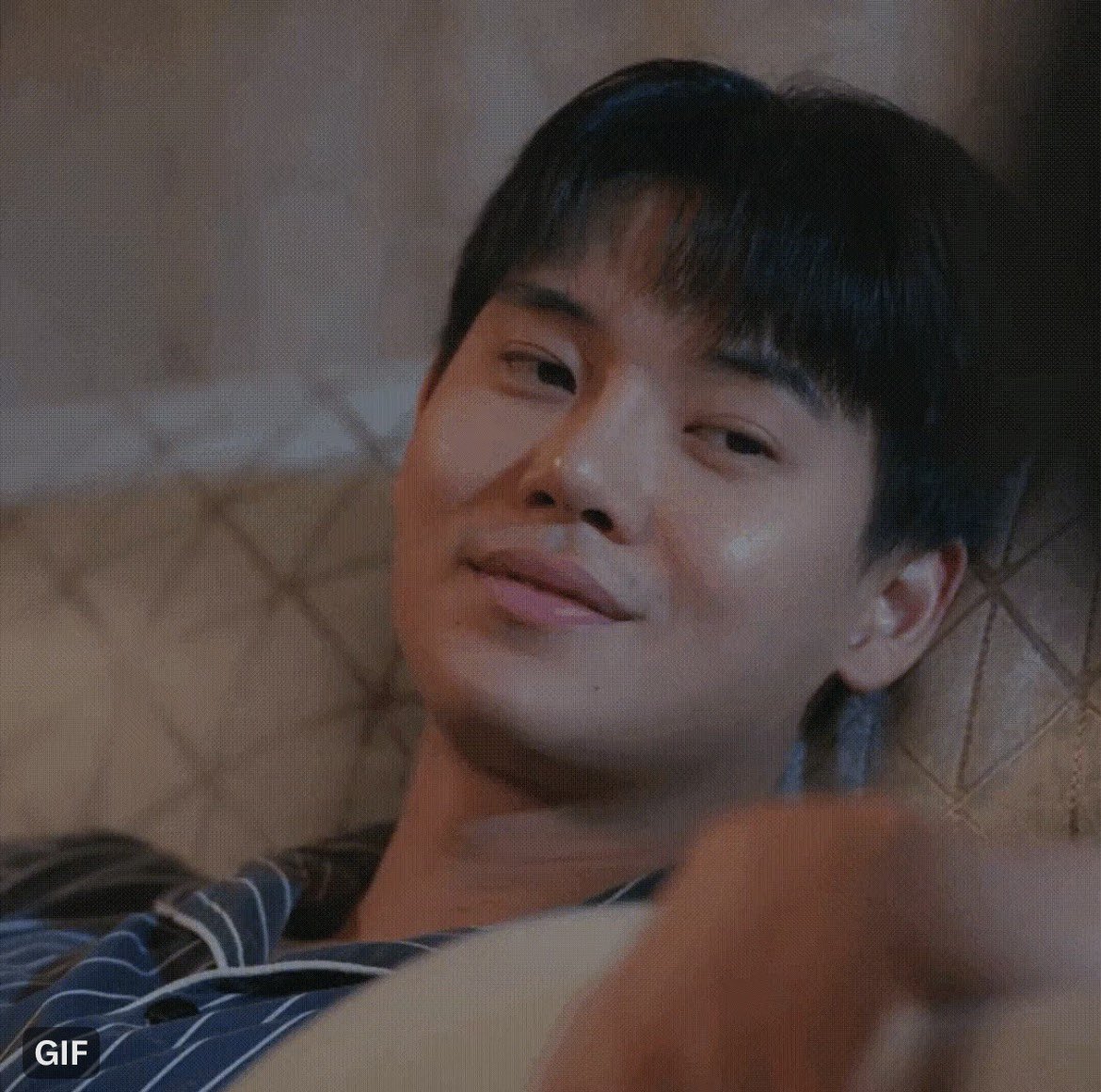 laninhaa_10's tweet photo. AEEEE CONSEGUI 

#PoliceinLoveEP1 https://t.co/xAAme58q7V