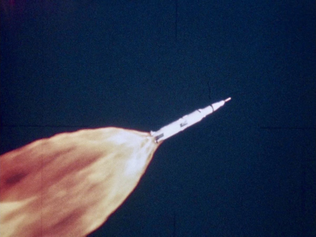6ixImmortal's tweet photo. for all mankind (1989) 
dir. al reinert https://t.co/KXqow5QJlW