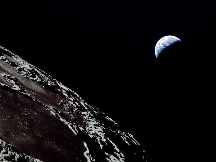 6ixImmortal's tweet photo. for all mankind (1989) 
dir. al reinert https://t.co/KXqow5QJlW