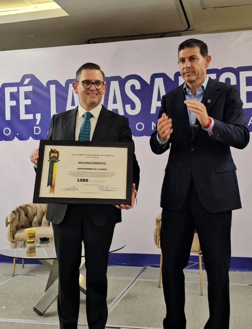 Boonepolis's tweet photo. Muy contento de haber compartido reflexiones sobre la vida y la fe con estudiantes de mi alma mater, la @UAdeC. Agradezco a su rector, mi amigo Octavio Pimentel, y a las autoridades presentes, su invitación, anfitrionía y el inmerecido reconocimiento con el que me han honrado. https://t.co/Z5gNViYUPC