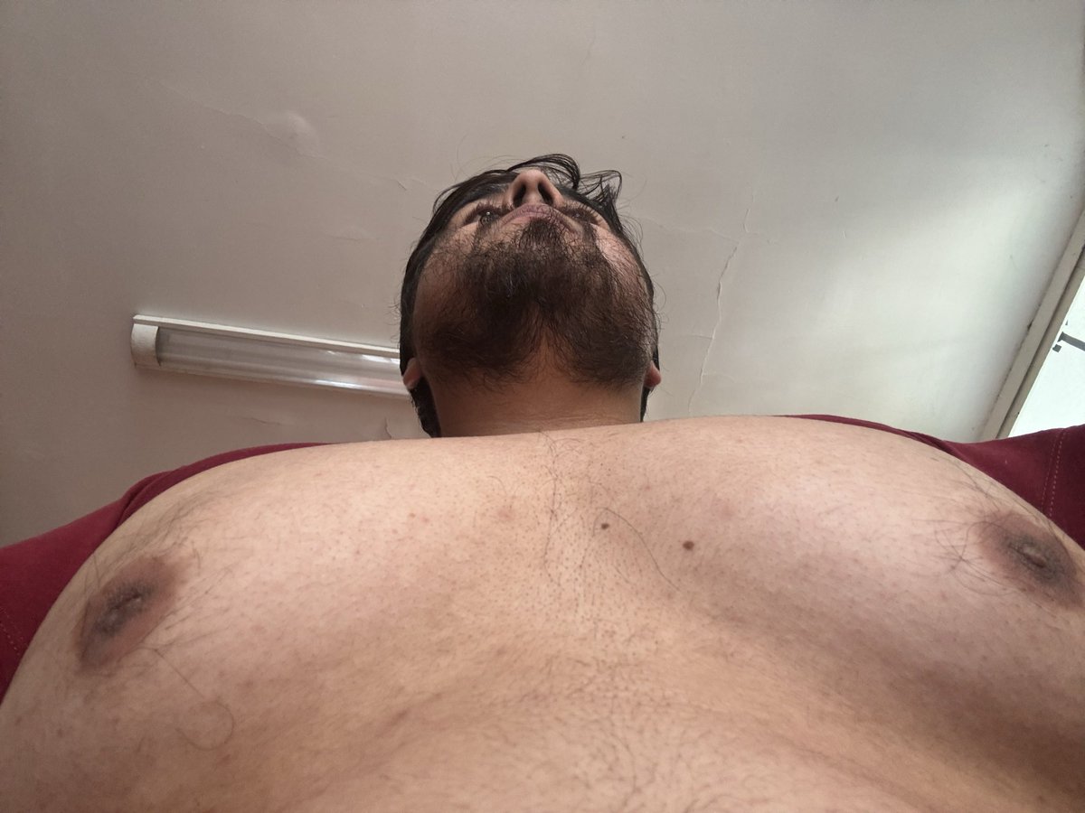 jillxdelrey's tweet photo. Quien me las chupa #fatboi #gay https://t.co/9Cg5LfWWs4