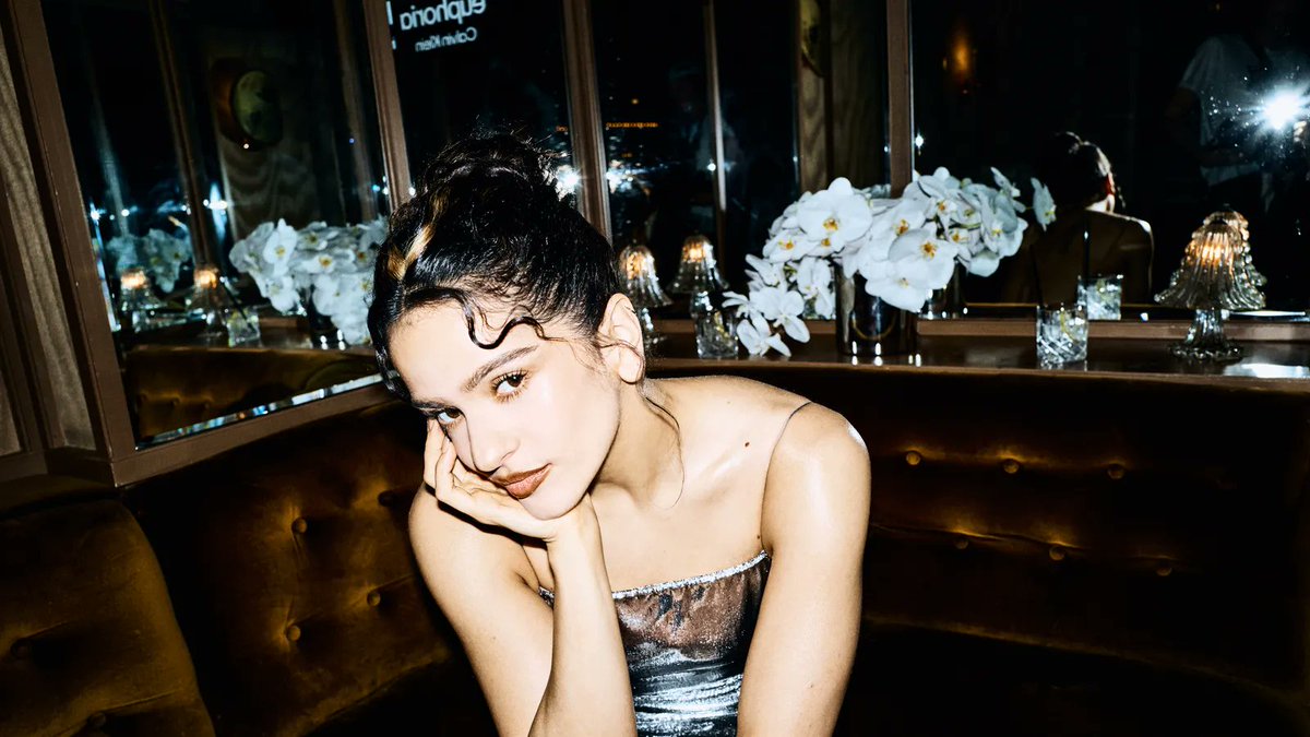 rosaliaxarchive's tweet photo. ROSALÍA by Myles Hendrik for Calvin Klein https://t.co/UX632l5UlC