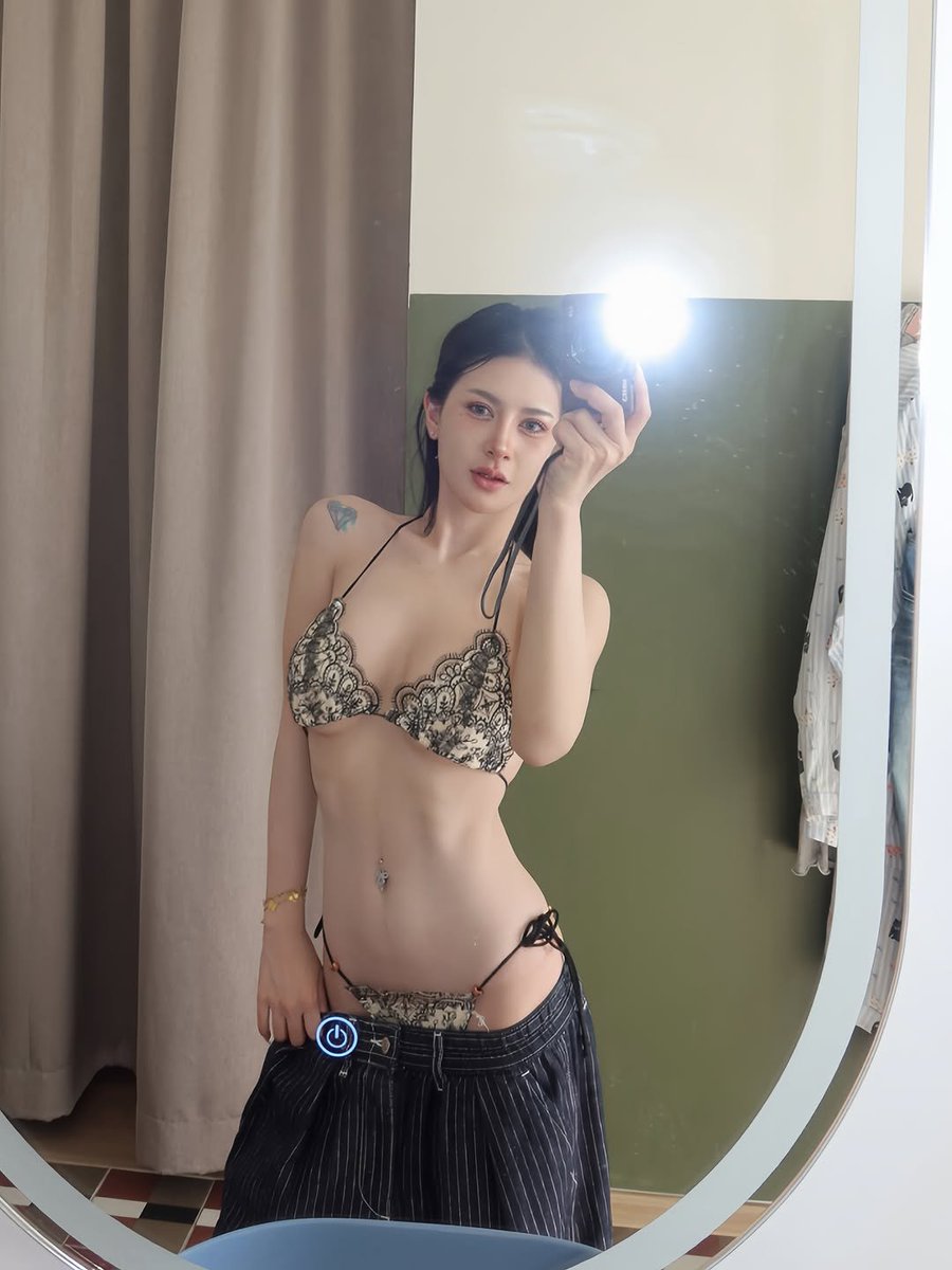 anunee69 tweet picture