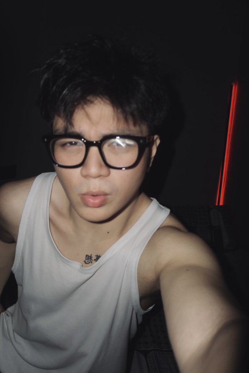 _krtvllavcncio's tweet photo. 👻 https://t.co/HpETgSQksD