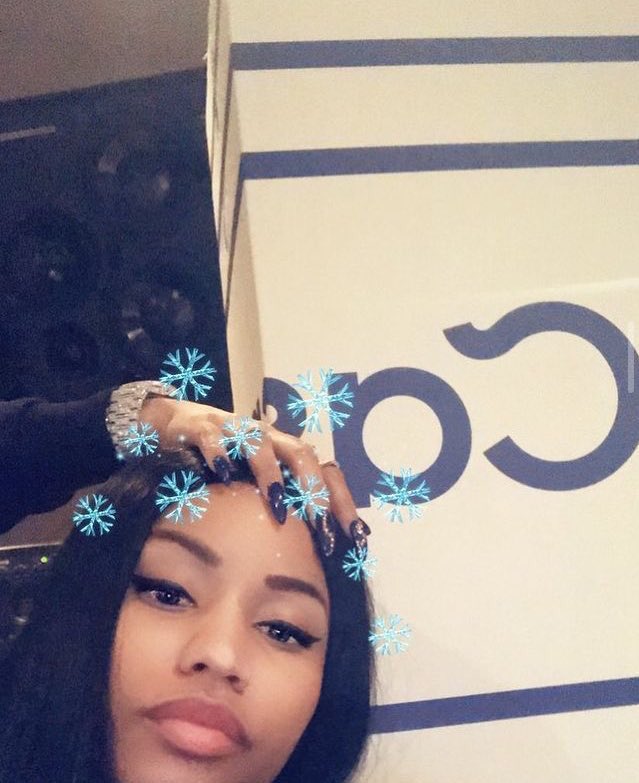 ONIKALIVE's tweet photo. Pictures only the real barbz could feel 😪🎀 https://t.co/mbmsvb68xc