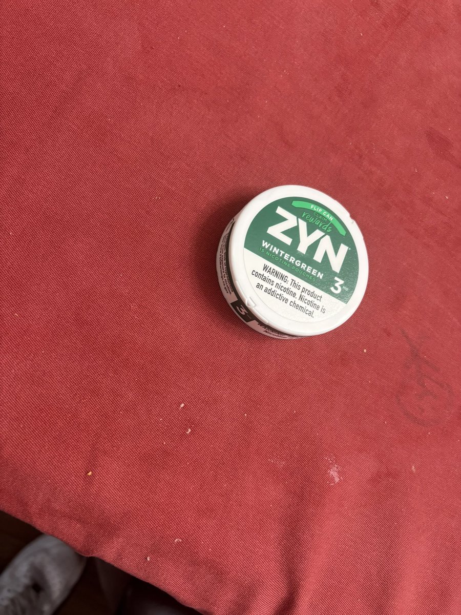 waterwhipper88's tweet photo. got a fresh can🥹#nictwt https://t.co/2V1LUz6dM2