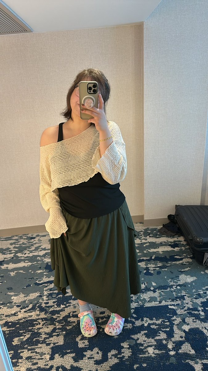 fartingglitter0's tweet photo. -Now today! 🍂✨

Peep the ankles 🌝 https://t.co/g4YMLH0wWM
