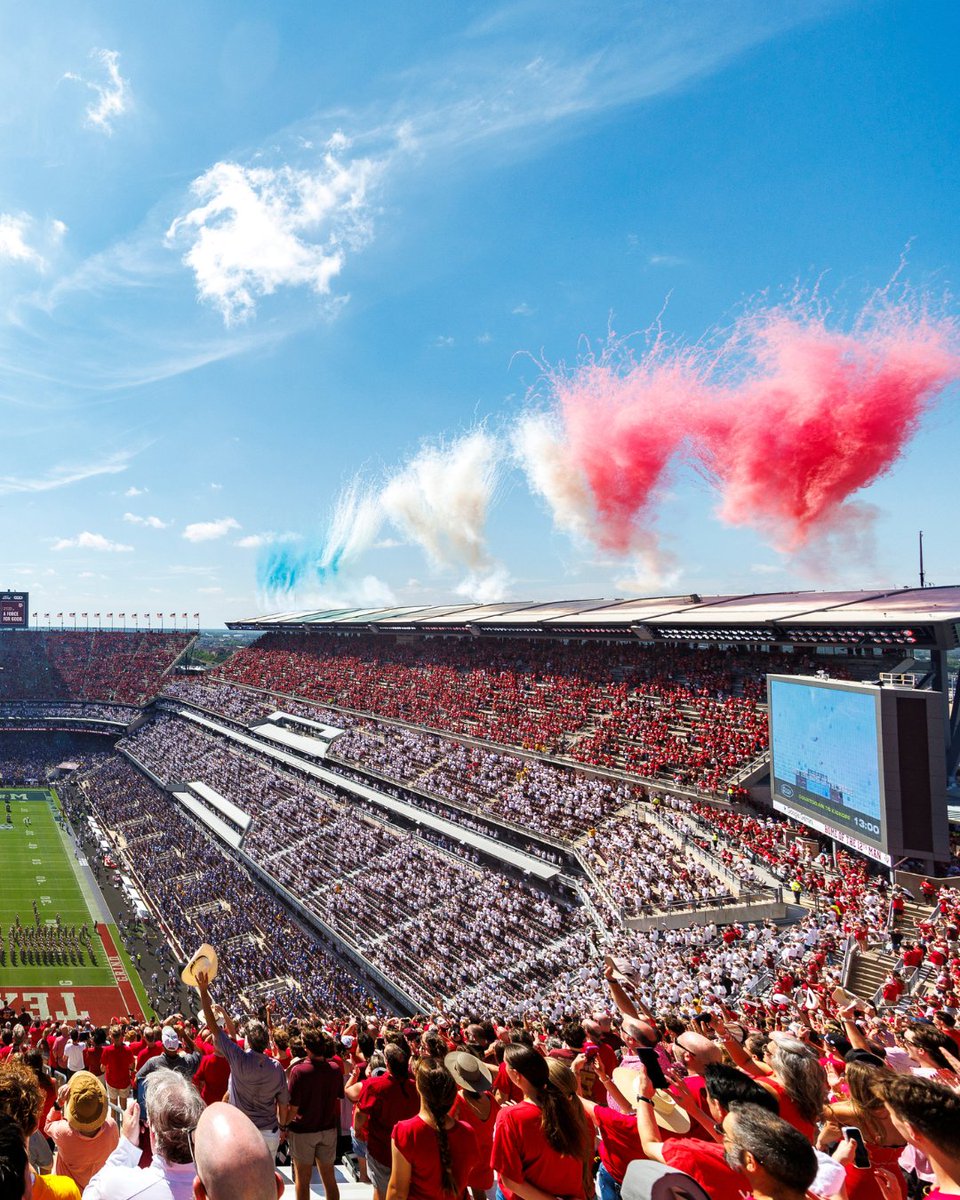 TAMU's tweet photo. Kyle Field wrapped in Red, White &amp; Blue 🇺🇸

#BTHOArizonaState https://t.co/LrXHbWHxnN