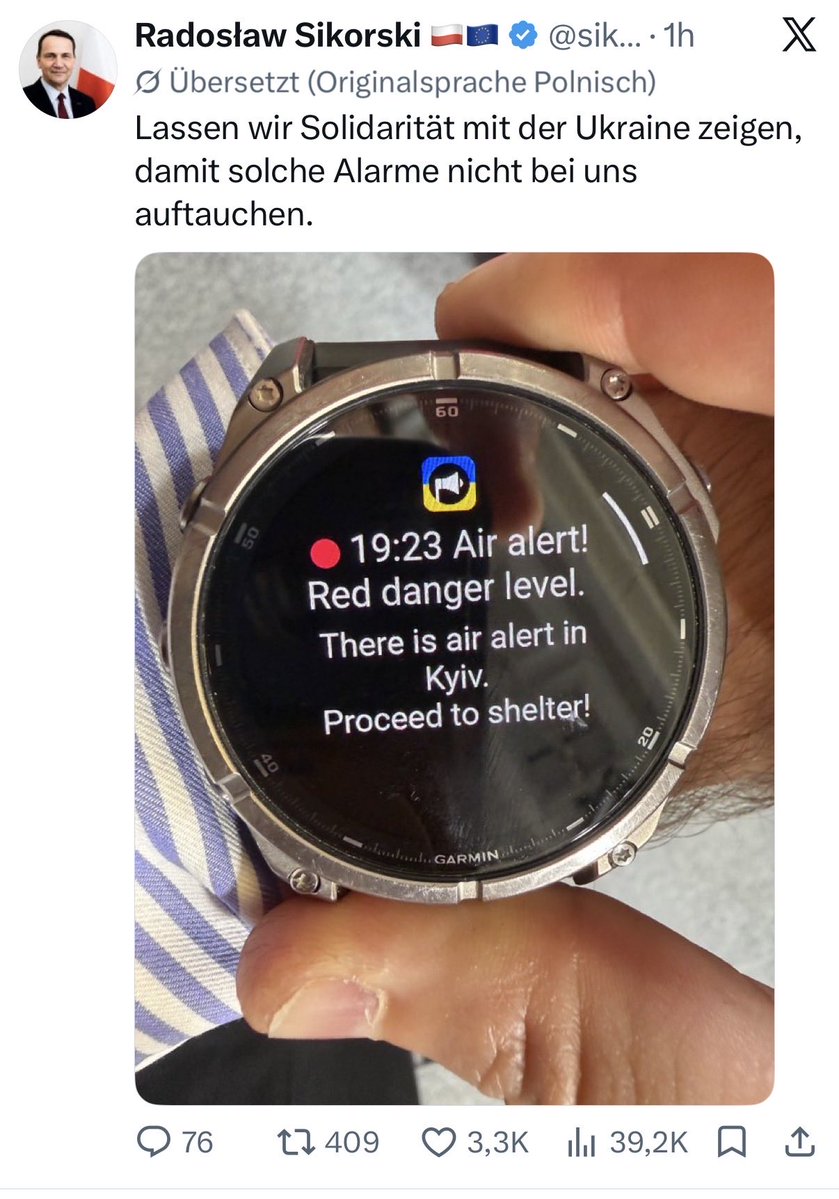 JulianRoepcke's tweet photo. Sei kein Dummkopf.
Sei wie @sikorskiradek.
Für unsere Kinder❗️ https://t.co/swI0aHG2yn