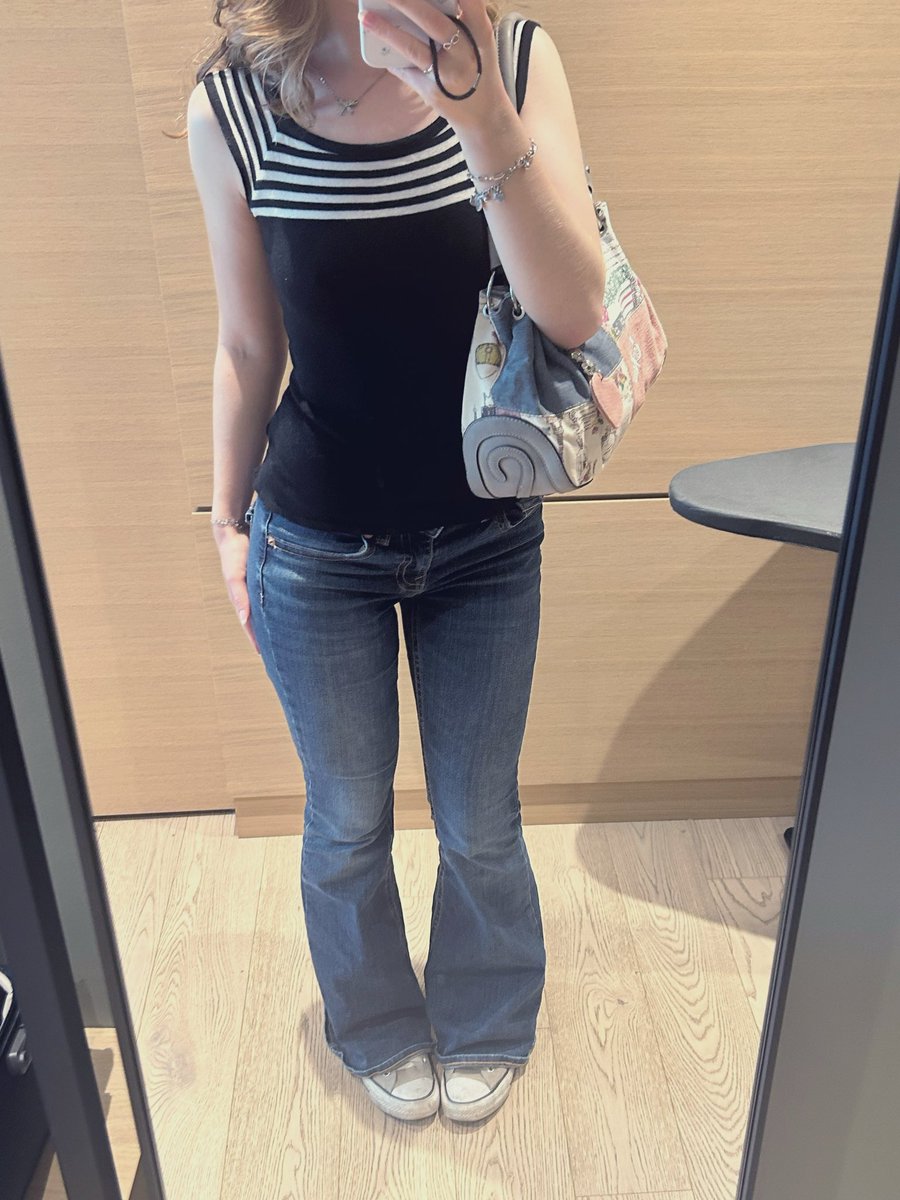 littlellieeq1's tweet photo. Hii my name is Ellie!!

⋆.˚ 19
⋆.˚ virgin 
⋆.˚ bi
⋆.˚ nerd

#nsfw in bio!!
OF -> https://t.co/MrX9FU2HFD ⋆𐙚₊˚⊹♡ 
↻+♡ to be moots!!

#goonbait #nsfwtwt #goontwt #gooner #goonette #pervbait #moothunt #promotwt #horny #of #onlyfans #selling #slut #goon #nsfwtwt https://t.co/SVjnku1XXJ