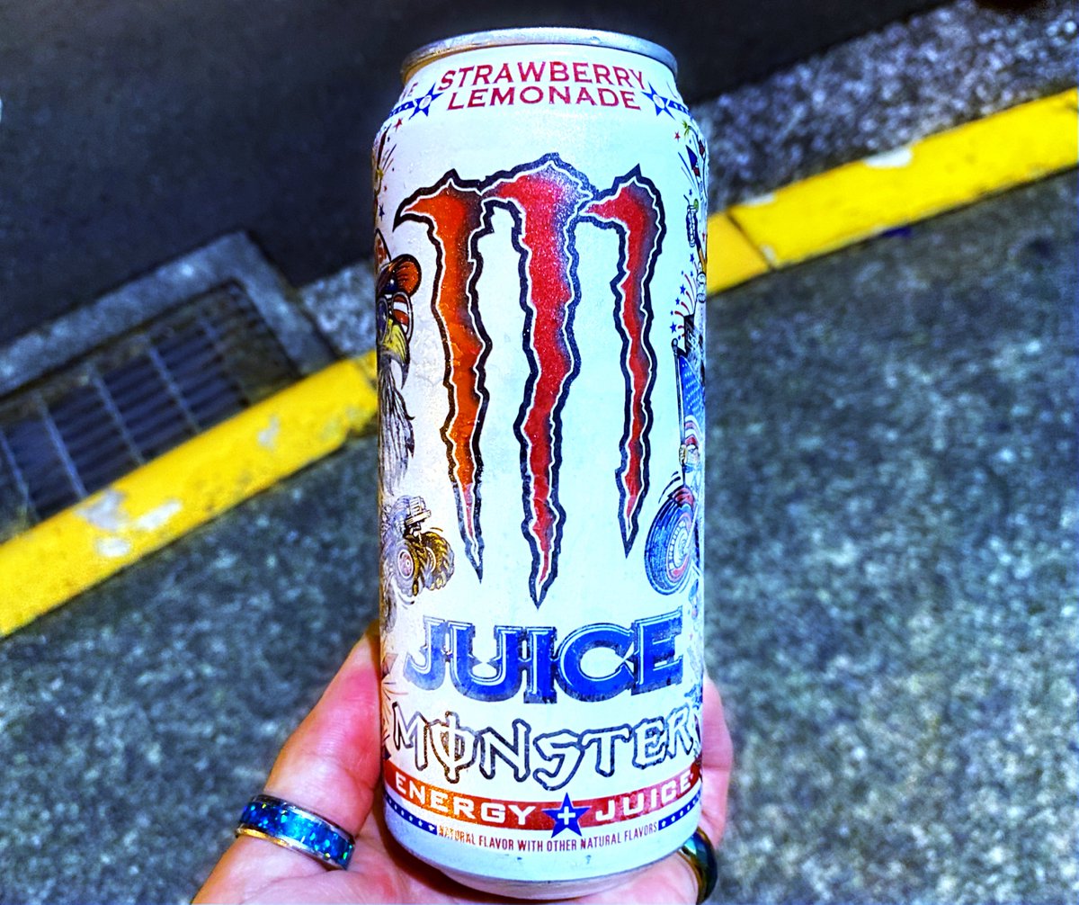 Landia_Dragon's tweet photo. Today's-ENERGY-
今回はこの三種!!
何気に"#STRAWBERRYLEMONADE"初飲みなんだけど噂通り美味いな!
#MonsterEnergy #JUICEMonster #VIKINGBERRY #PACIFICPUNCH https://t.co/YY4PfbOHw9