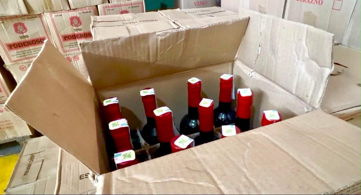 GobMeta's tweet photo. El GOA-Meta realiza visitas de fiscalización a contribuyentes para verificar que los procesos de estampillaje de licores, cervezas y cigarrillos cumplan con los parámetros establecidos por la ley. https://t.co/dCEz87r8O0