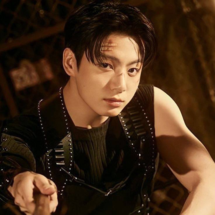 kyuviline's tweet photo. #taekookau where th [ lieon ] a lowlife person tried to kiss the upper class's favorite jk [ czech ] https://t.co/fmZeW4kAGm