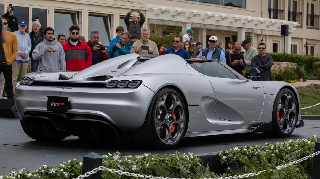 HuldaMisumi's tweet photo. Twenty years after the CC8S became the world’s most powerful production car, Koenigsegg honors its original icon with the CC850: a modern evolution of its first formidable machine. https://t.co/50tQ2WIJfE