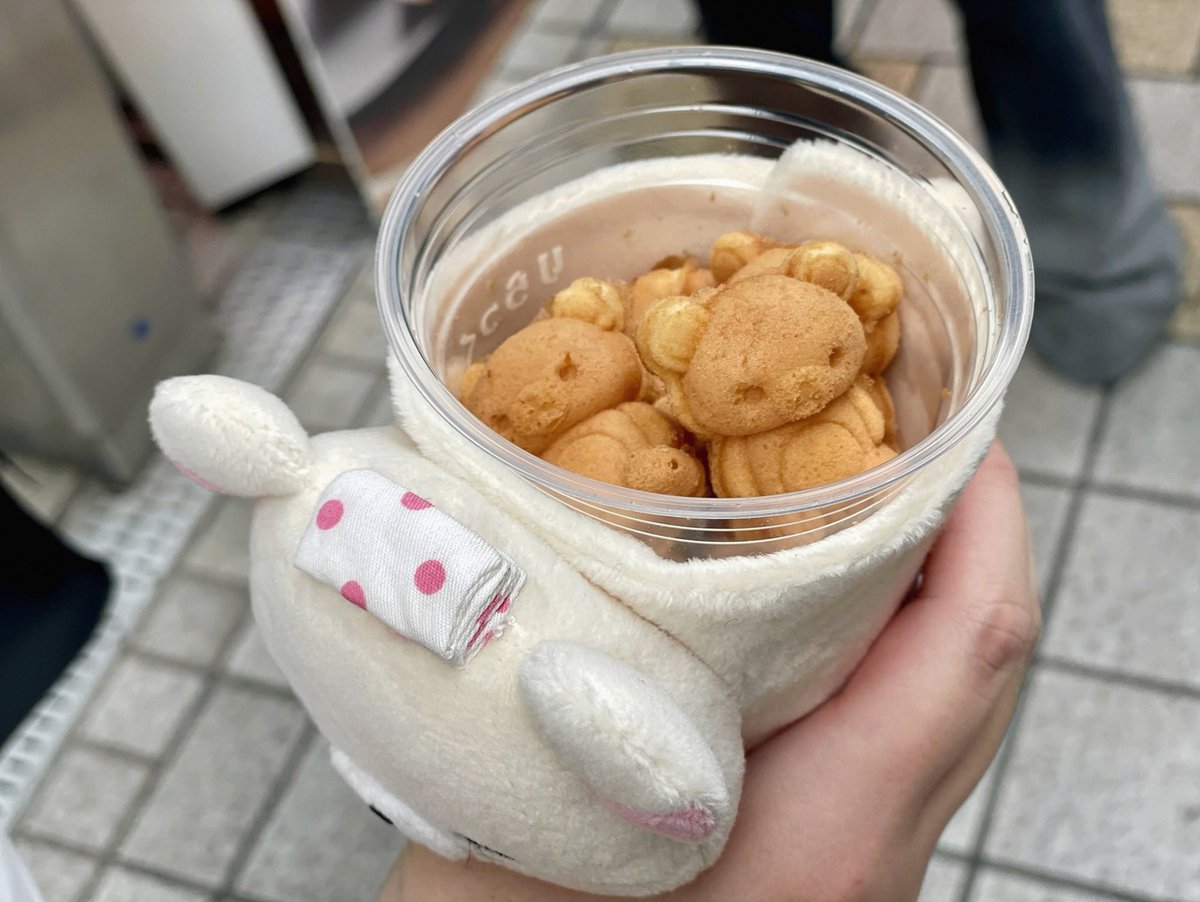 zabriMs's tweet photo. キヨピーこんにちは😃小師匠です。
オムライス食べてウキウキしてますね！私は悲しいかな大好きな土曜日に仕事です。定年前ですが、もうやめようかと思ってます。今の時代土曜日に仕事なんて！😭リクエストなんかかけてくれますか？B'zのタッチ　ヨロピク！ https://t.co/oHnk5fzBtY