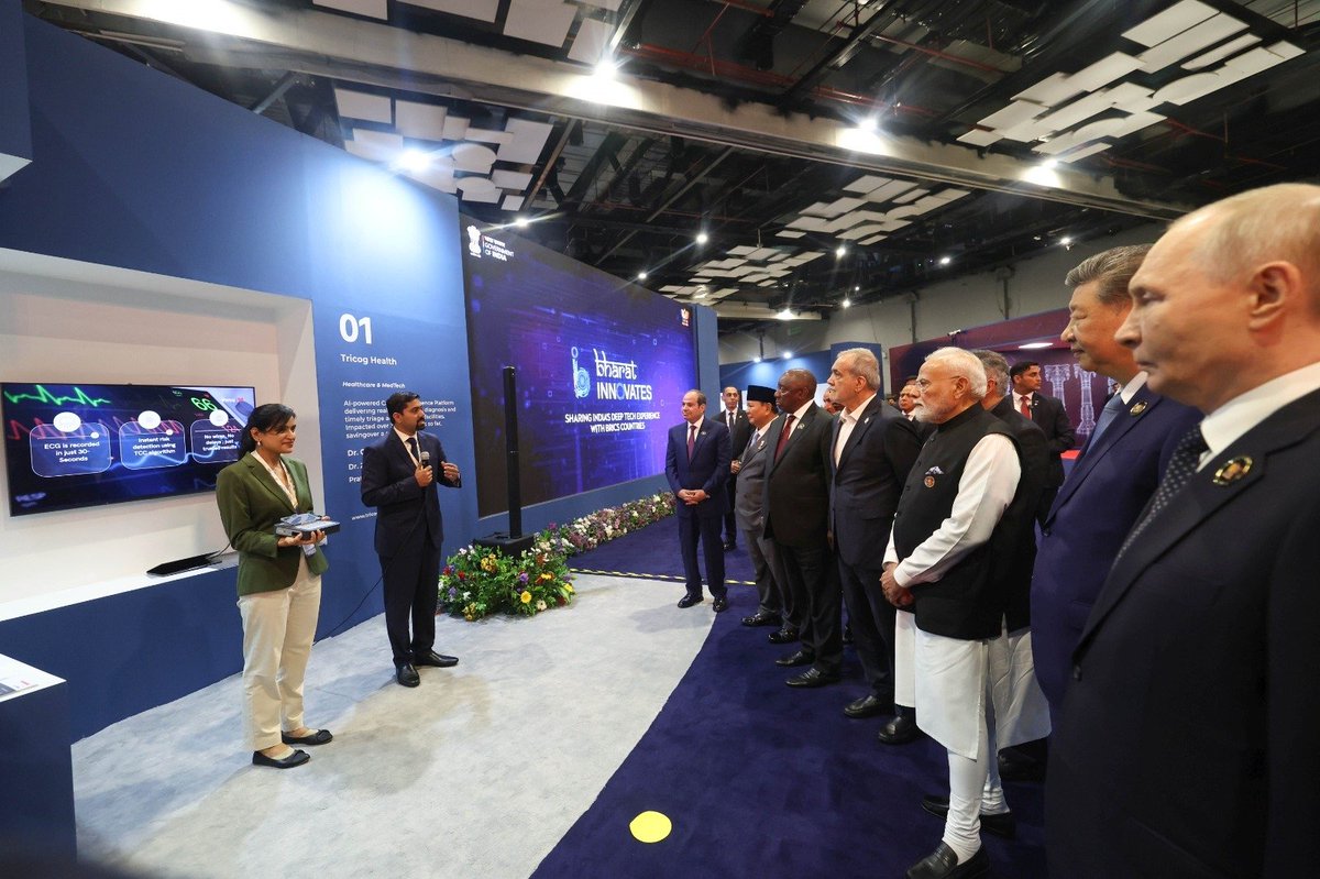 narendramodi's tweet photo. Innovation from India. Solutions for the world! 

Visited Bharat Innovates with fellow BRICS leaders. Proud of the energy and dedication of our youth.

@BharatInnovMoE https://t.co/XSmyOVmgWI