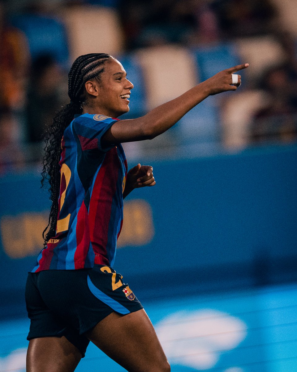 FCBfemeni's tweet photo. 𝗦𝗢𝗠-𝗛𝗜, 𝗕𝗔𝗥𝗖̧𝗔𝗔𝗔𝗔𝗔! https://t.co/ejcIMdFP2m