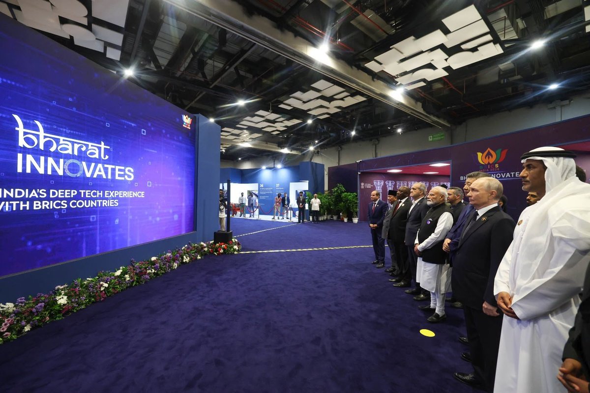 narendramodi's tweet photo. Innovation from India. Solutions for the world! 

Visited Bharat Innovates with fellow BRICS leaders. Proud of the energy and dedication of our youth.

@BharatInnovMoE https://t.co/XSmyOVmgWI