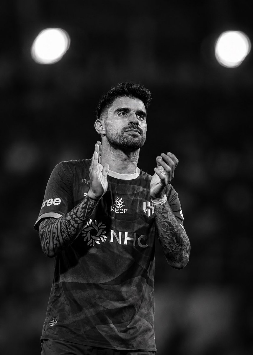 v989d's tweet photo. #الهلال_التعاون 

I’m sorry for the hurtful comments from some foolish people. Our religion does not teach us to mock or hurt others. Please don’t let them misrepresent our religion.

You have our respect and support. 💙🤍

@rubendsneves_ https://t.co/a1k3JO0AVy