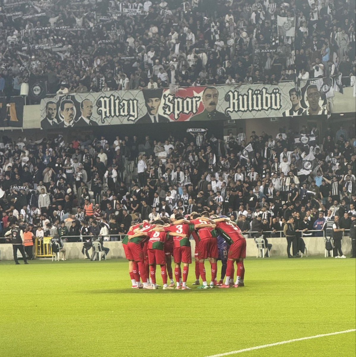 iartiensi's tweet photo. ALTAY’IN BÜYÜKLÜĞÜ KARŞISINDA EĞİLECEKSİNİZ! https://t.co/Hhy8Kca5wu