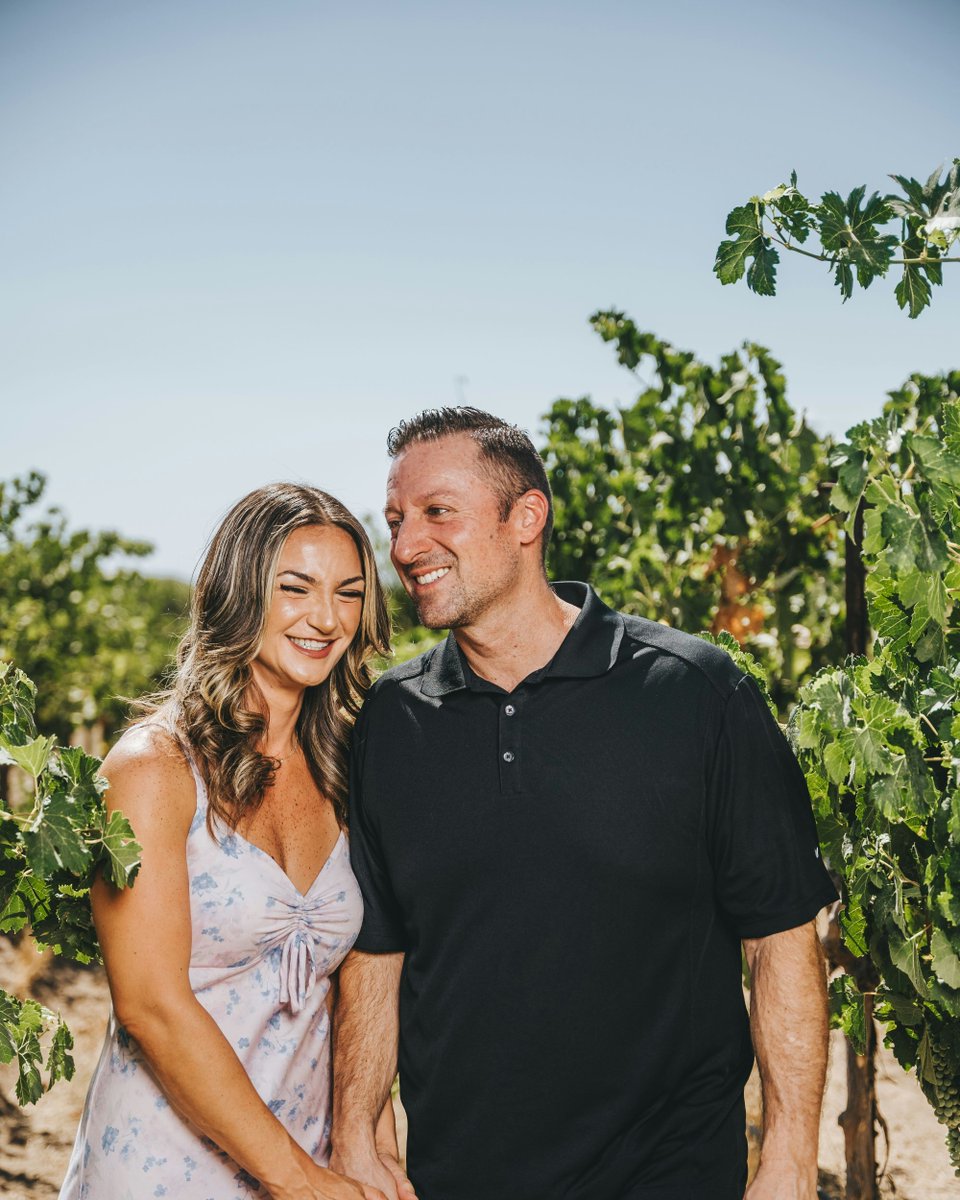 Visit_Palmdale's tweet photo. Plan a Fall stroll through the vineyards at Agua Dulce Winery, located on 90 sprawling acres near Palmdale. Home to award-winning wines, discover one of LA County's premiere winegrowers - just a short drive from the city. 

#Winery #VineyardTour #VisitPalmdale #AguaDulceWinery https://t.co/bI682N6LzR