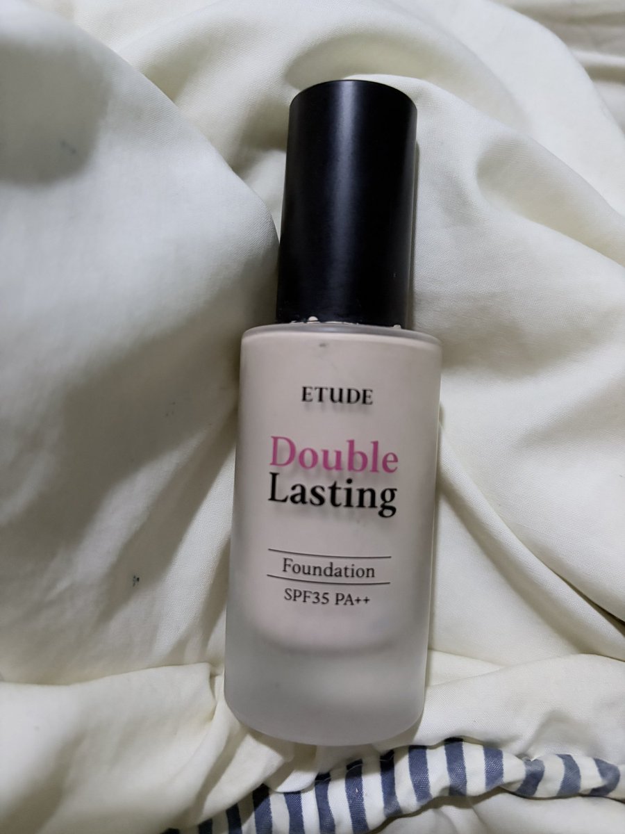 jamichani's tweet photo. 📍ปล่อยต่อรองพื้น Etude Double Lasting Foundation สี 13C1 rosy pure ตี50%

120รส. พท.ห่างไกล+30 ค่า

#ส่งต่อคสอ #ส่งต่อเครื่องสำอาง #ส่งต่อเครื่องสำอางค์ #ส่งต่อเครื่องสำอางมือสอง #ส่งต่อetude https://t.co/DSki9Hjx99