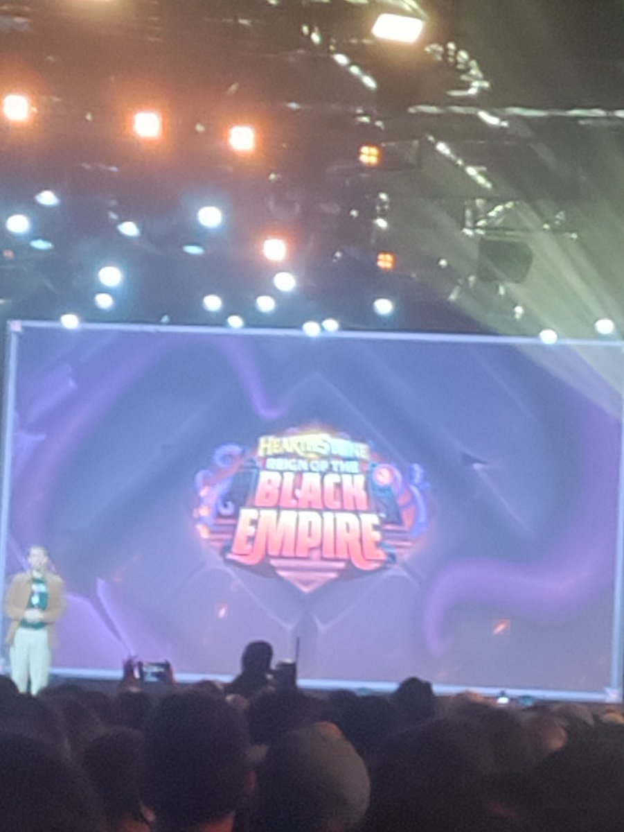 ClarkHELLSCREAM's tweet photo. OLD GODS ARE BACK... AND THEY'RE FIGHTING THE TITANS IN HEARTHSTONE'S NEWEST EXPANSION: Reign of the Black Empire! https://t.co/ip1xtVM9ea